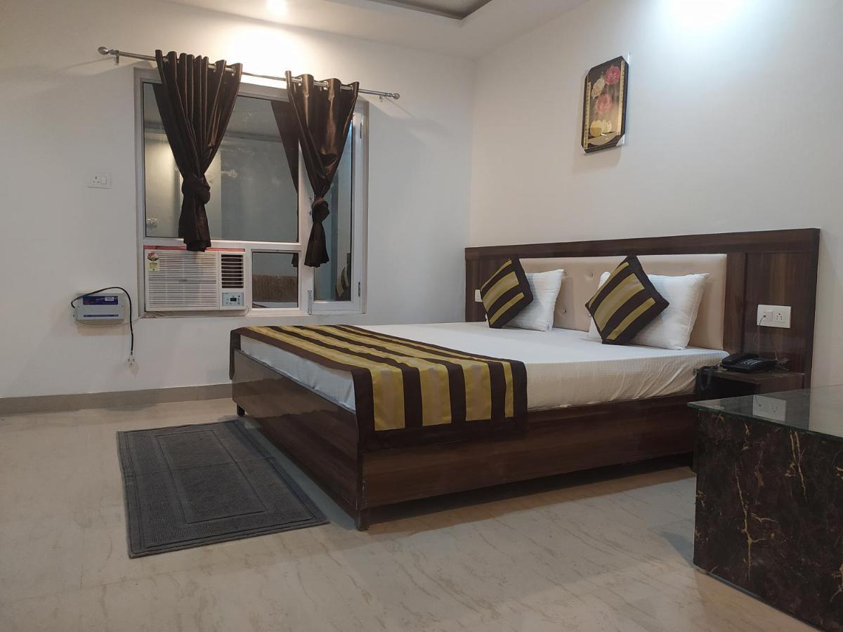 Hotel Royal Central By Akc Hotels Haridwār Eksteriør billede