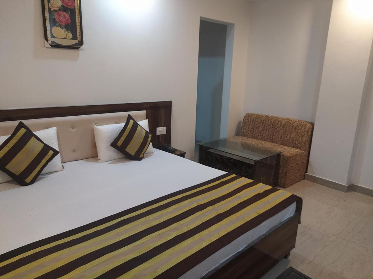 Hotel Royal Central By Akc Hotels Haridwār Eksteriør billede